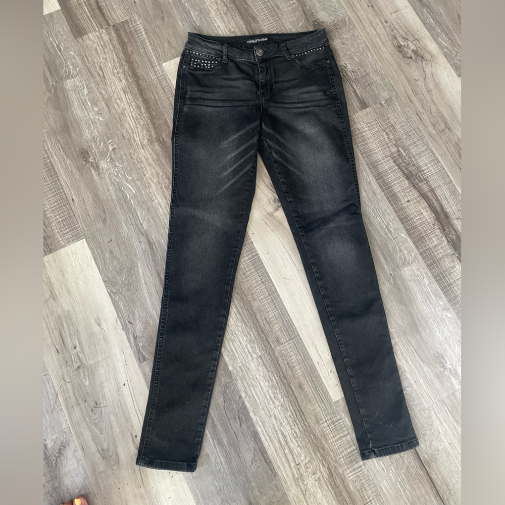 Black Women's Maurice’s jeans/jeggings
